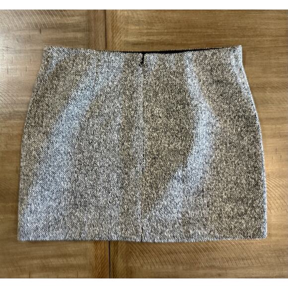 NWT H&M Black And White Textured Mini Skirt Women’s Size 12 Classic Chic NEW - Picture 9 of 10